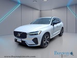 2023 Volvo XC60 B5 Ultimate Dark Theme