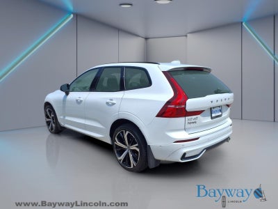 2023 Volvo XC60 B5 Ultimate Dark Theme