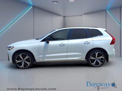 2023 Volvo XC60 B5 Ultimate Dark Theme