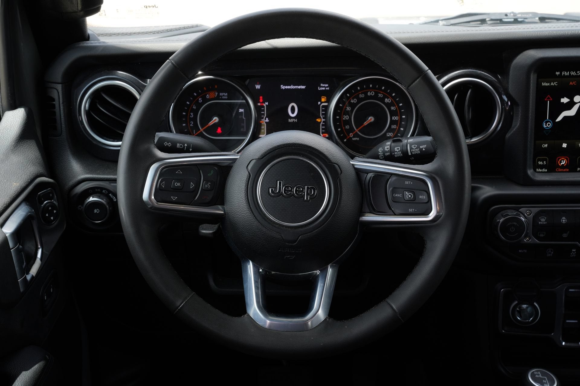 2023 Jeep Wrangler Sahara Altitude