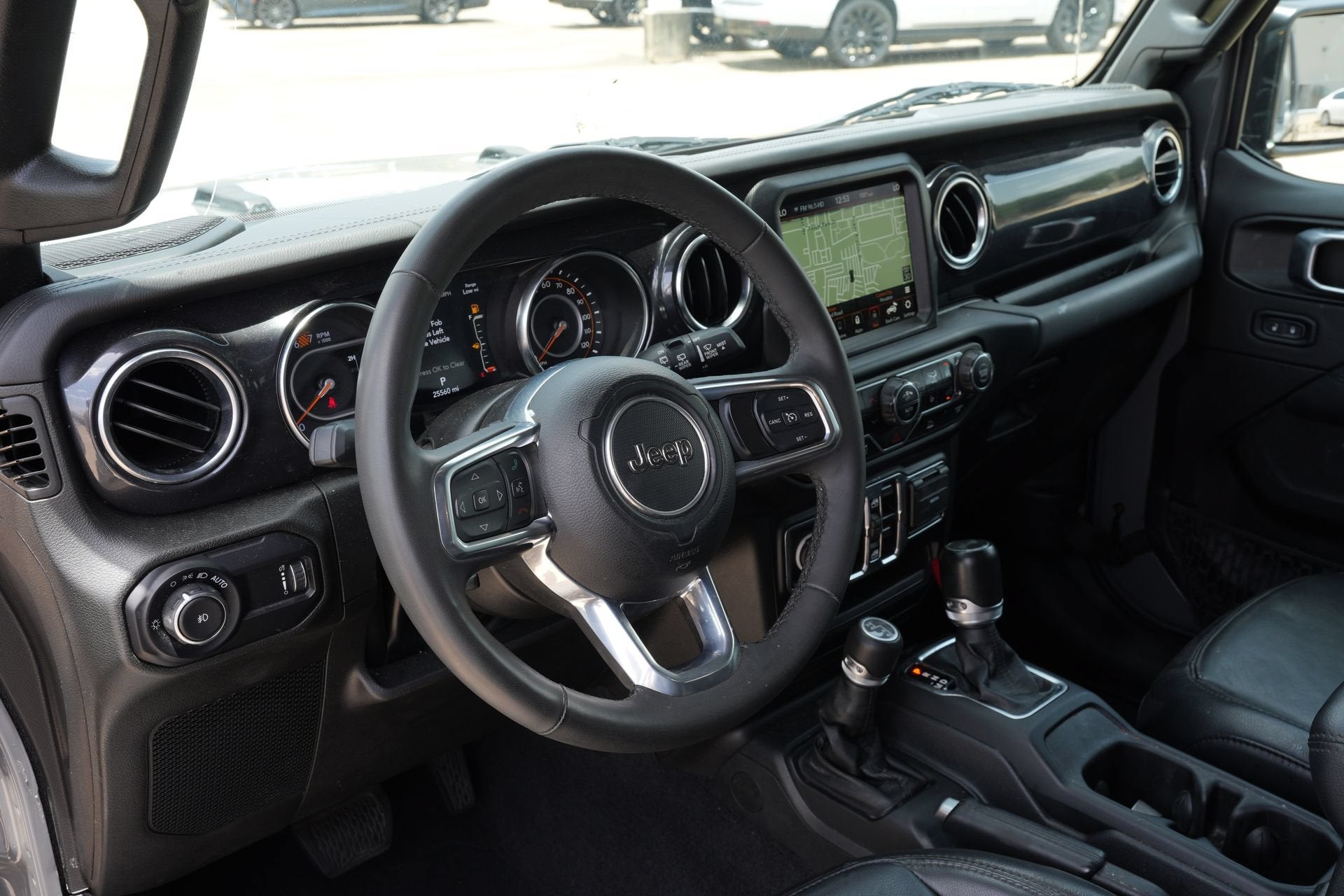 2023 Jeep Wrangler Sahara Altitude
