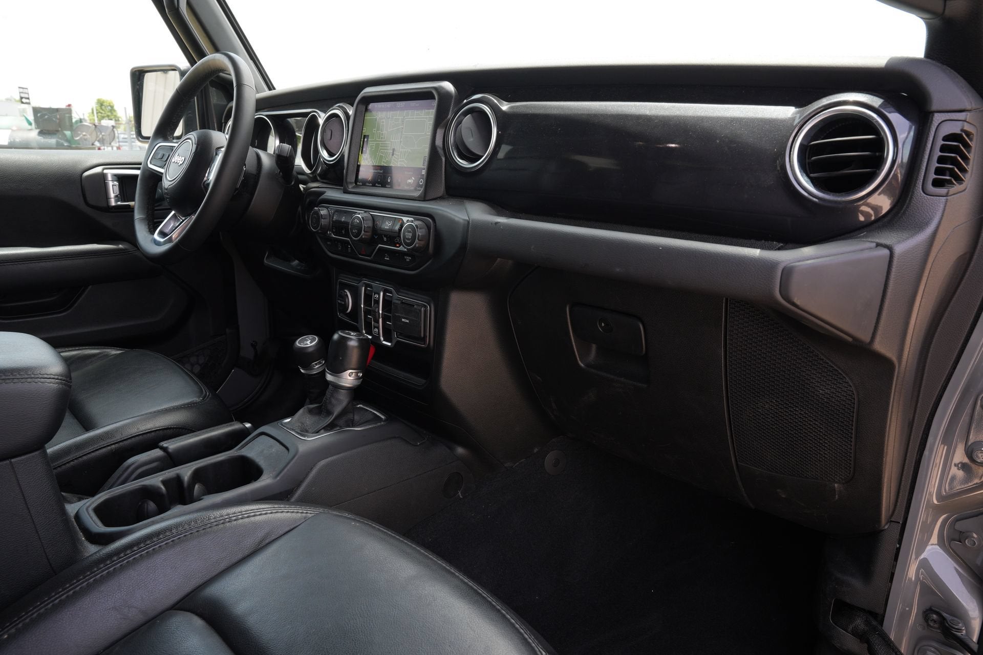 2023 Jeep Wrangler Sahara Altitude