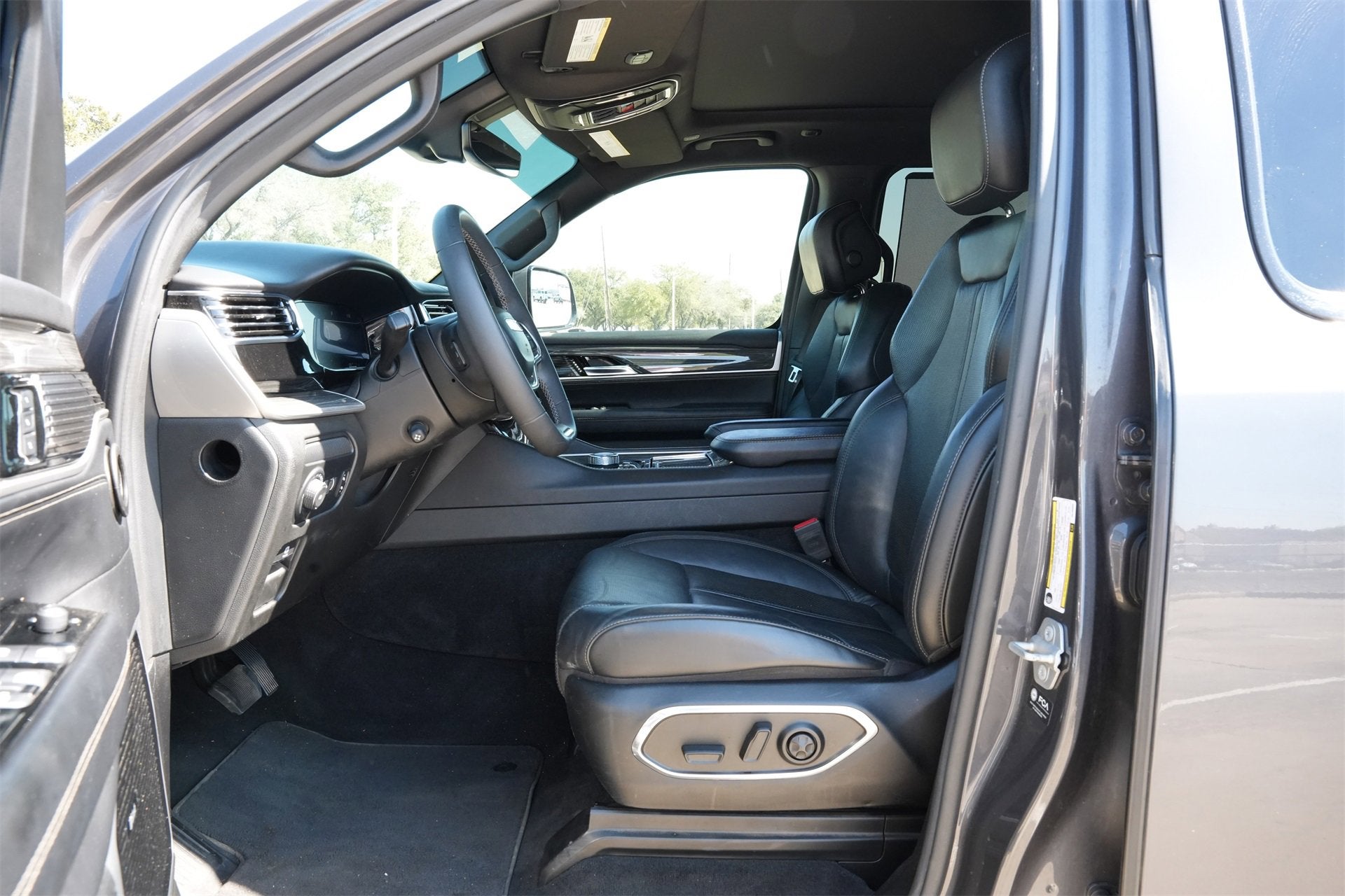 2022 Jeep Wagoneer Series III