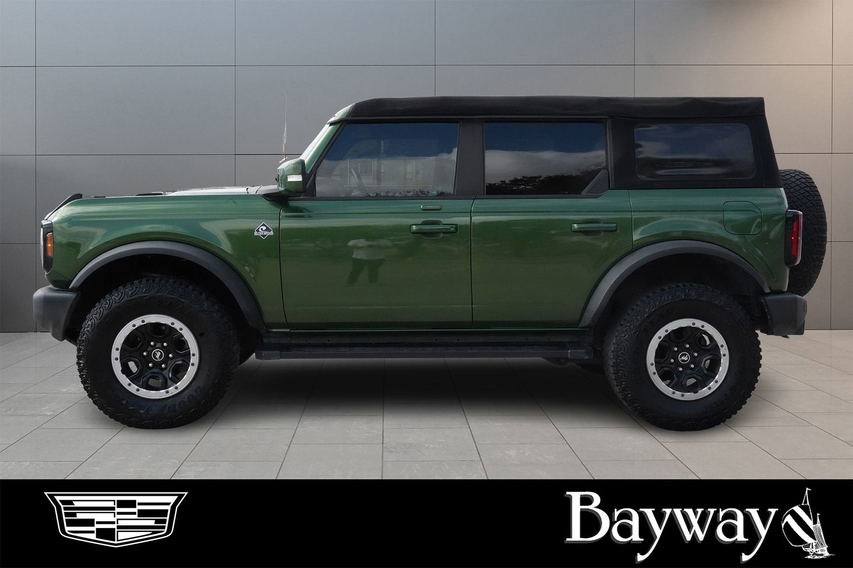 2022 Ford Bronco Base