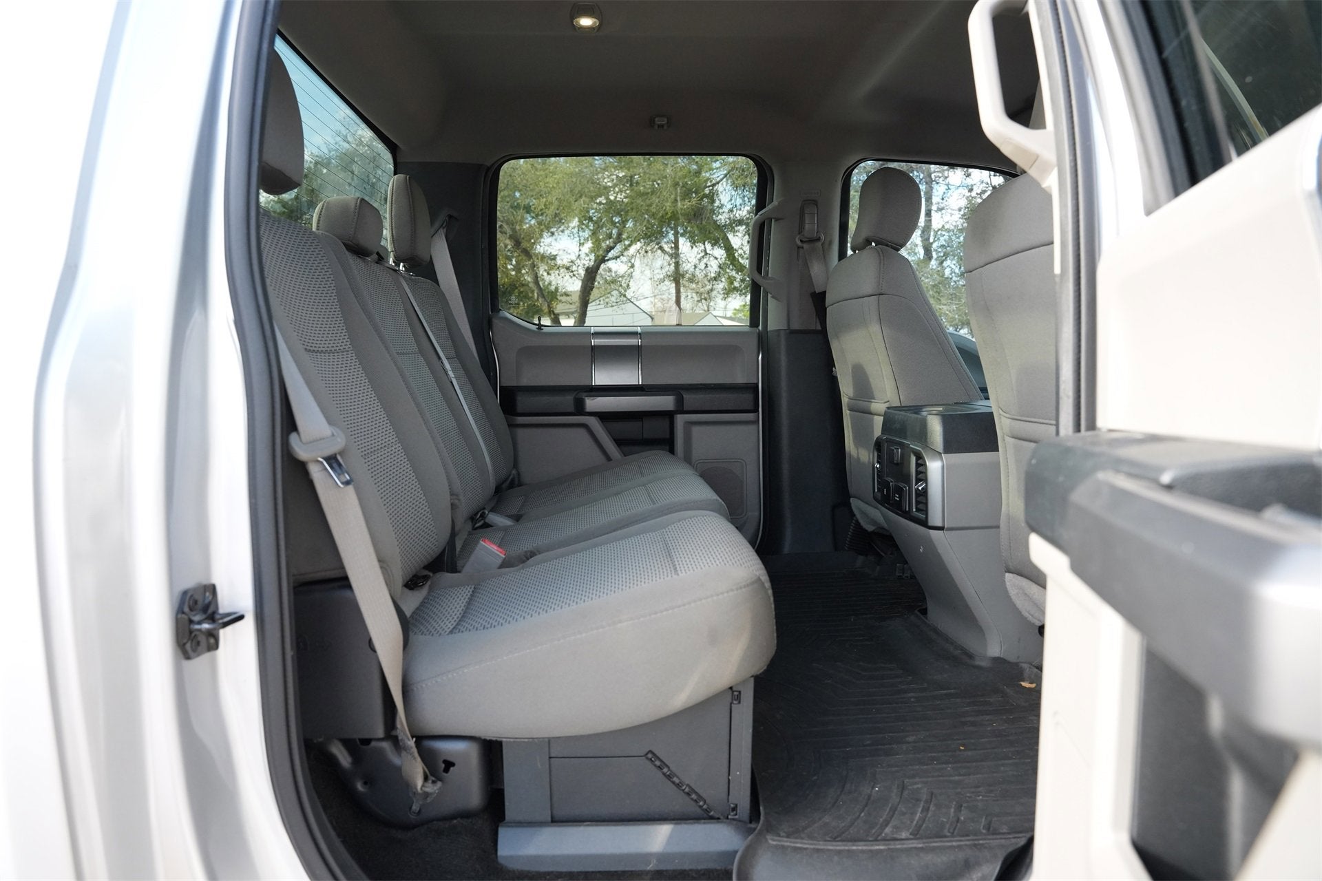 2017 Ford Super Duty F-250 SRW Lariat