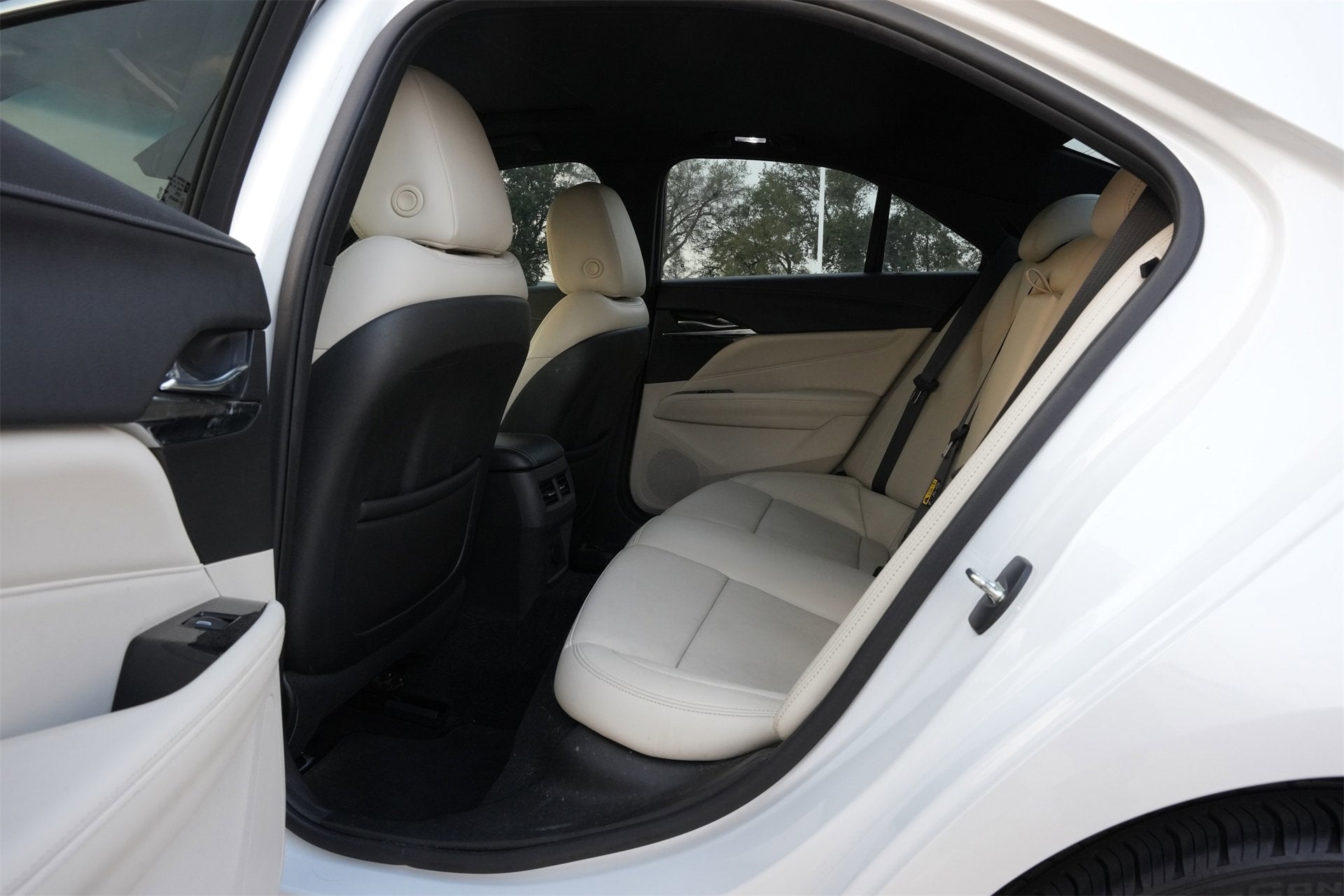 2023 Cadillac CT4 Premium Luxury