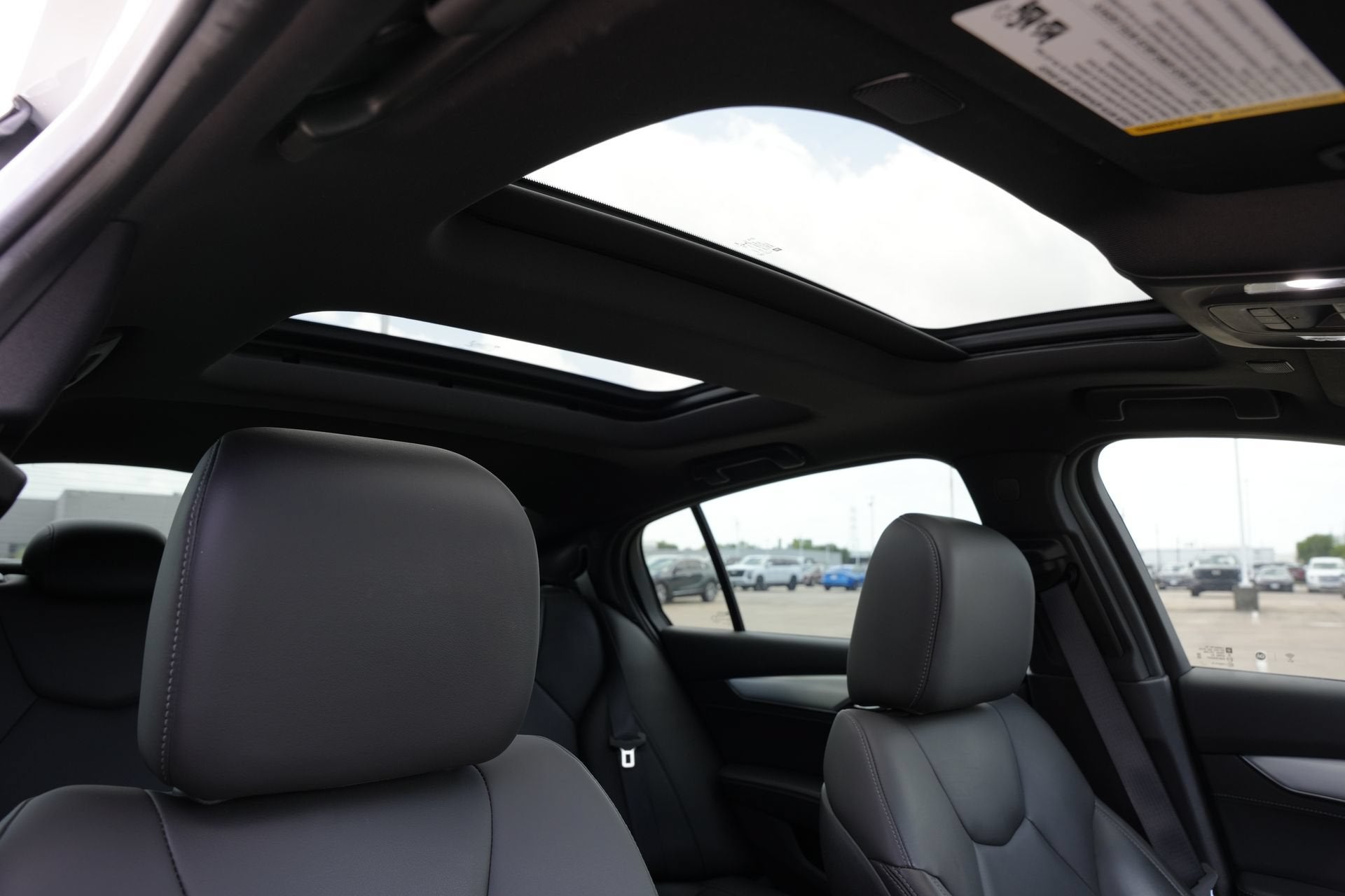2023 Cadillac CT5 Luxury