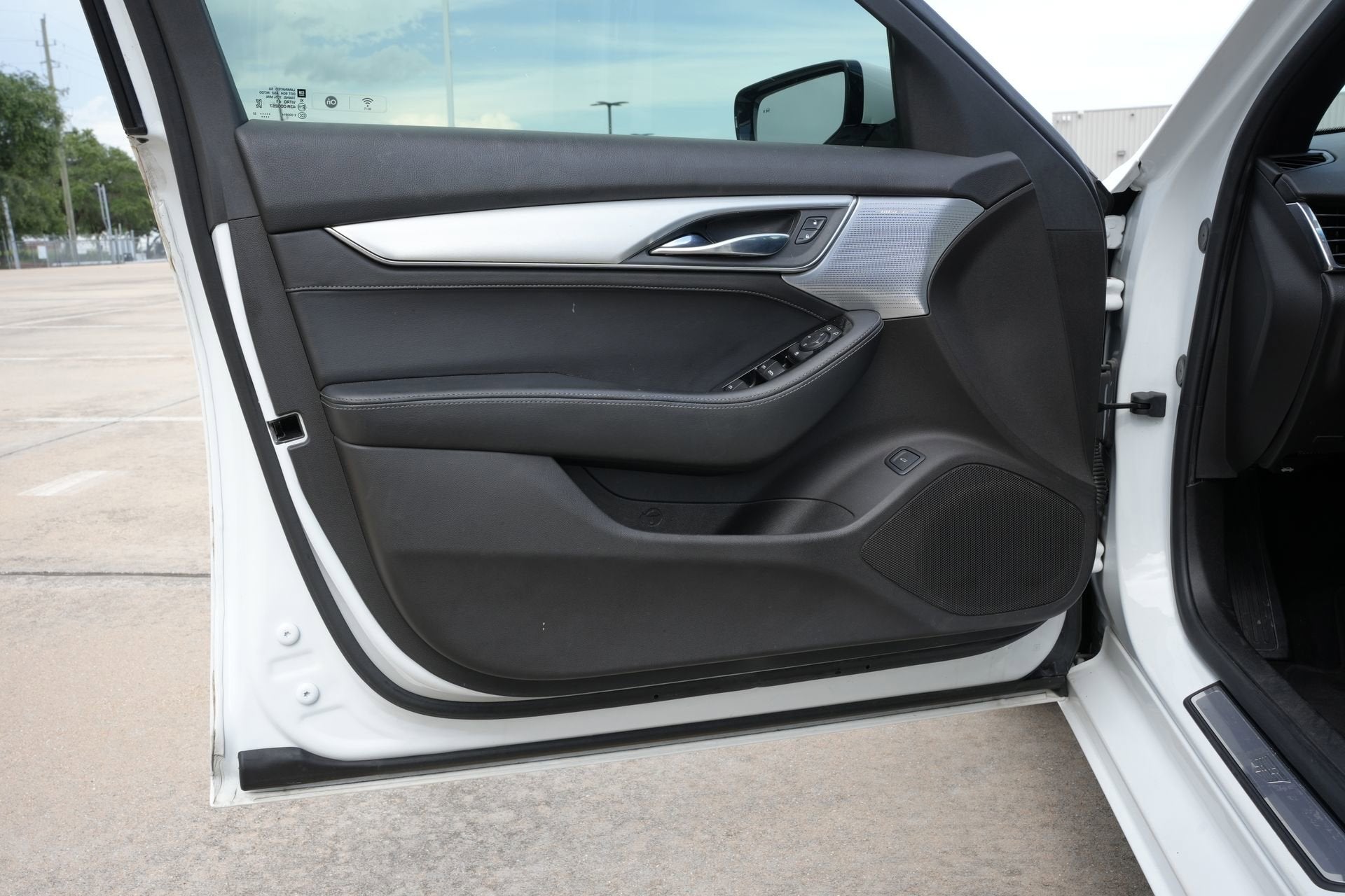 2023 Cadillac CT5 Luxury