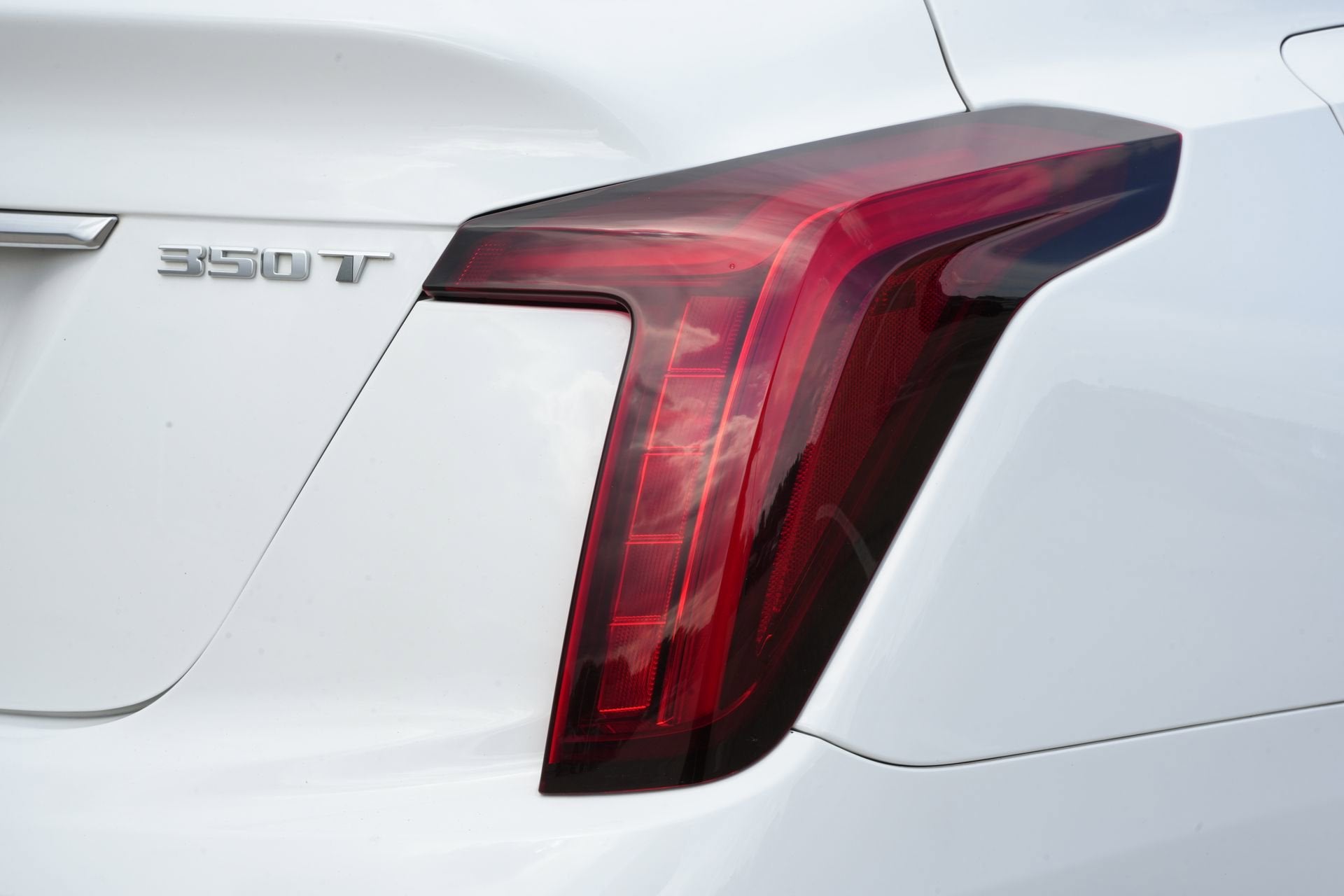 2023 Cadillac CT5 Luxury