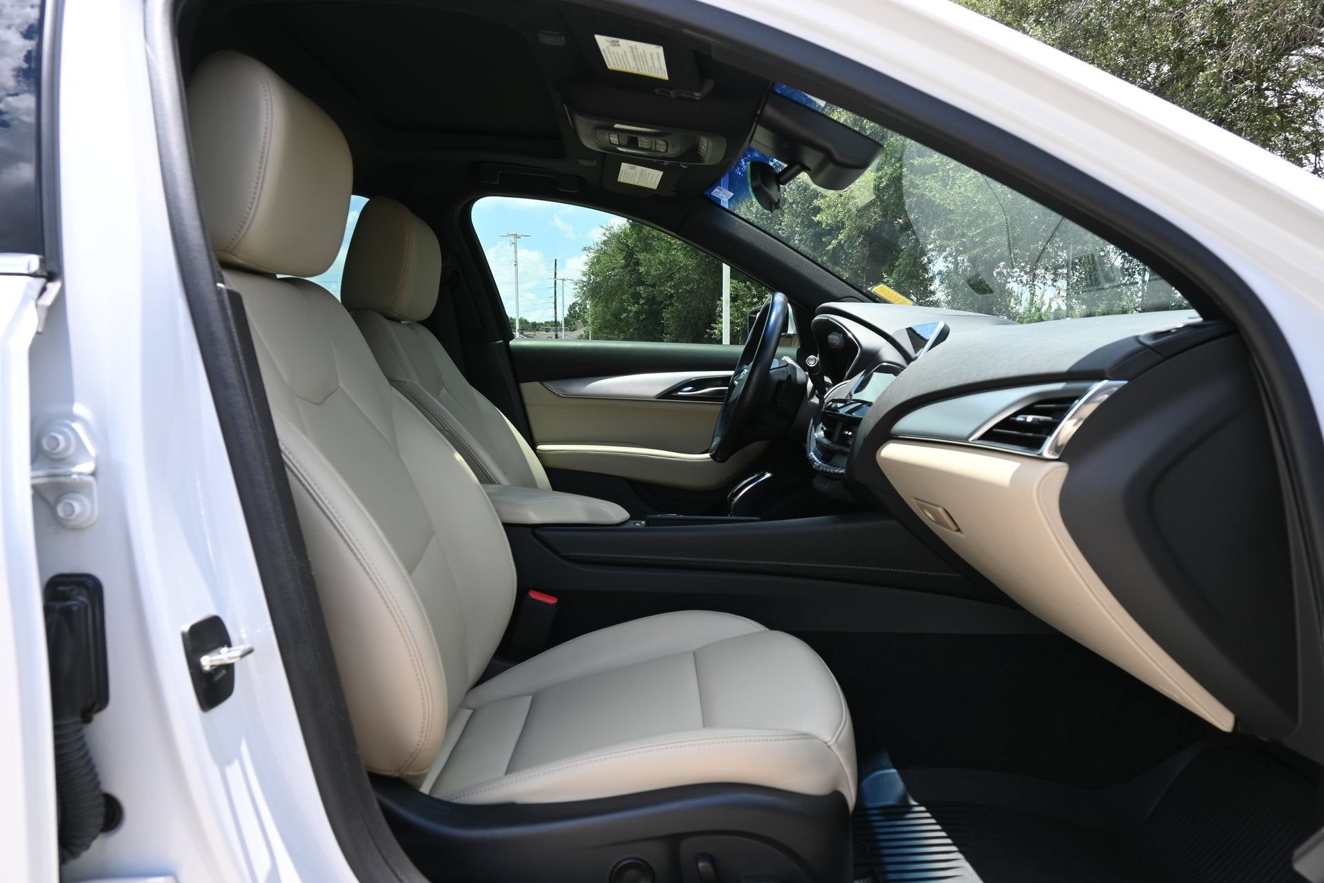 2023 Cadillac CT5 Luxury