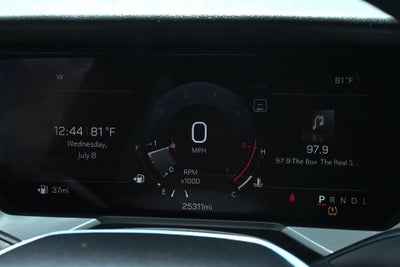 2024 GMC Acadia Elevation