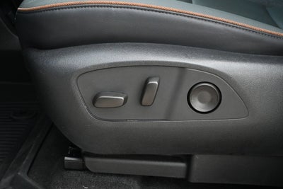 2025 GMC Acadia AT4