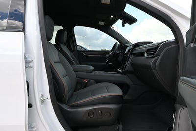 2025 GMC Acadia AT4