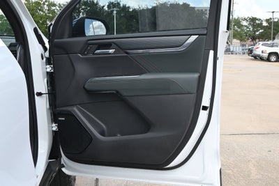 2025 GMC Acadia AT4