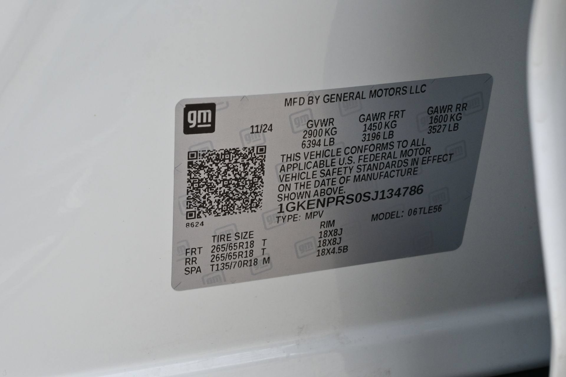 2025 GMC Acadia AT4