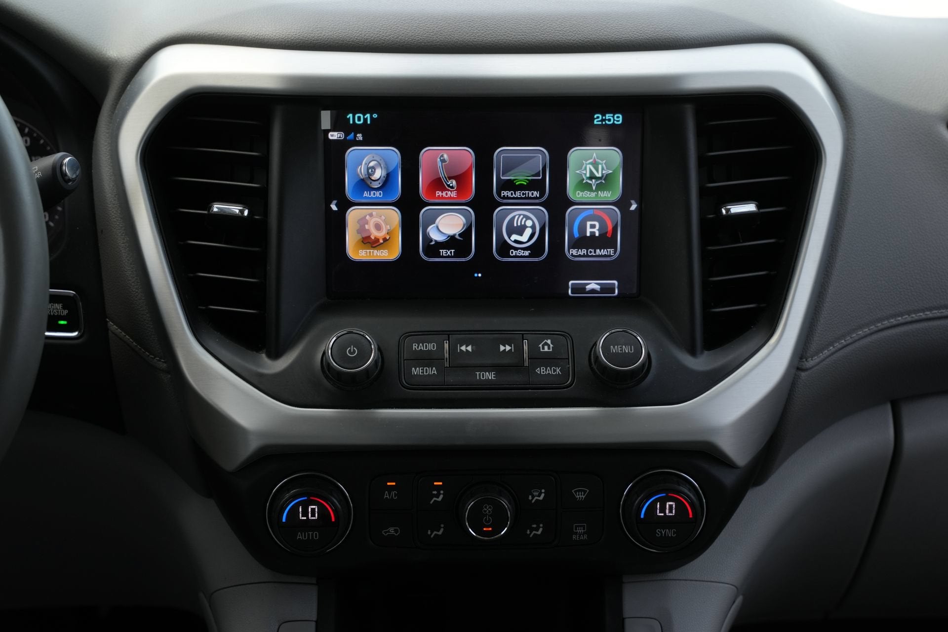 2018 GMC Acadia SLE