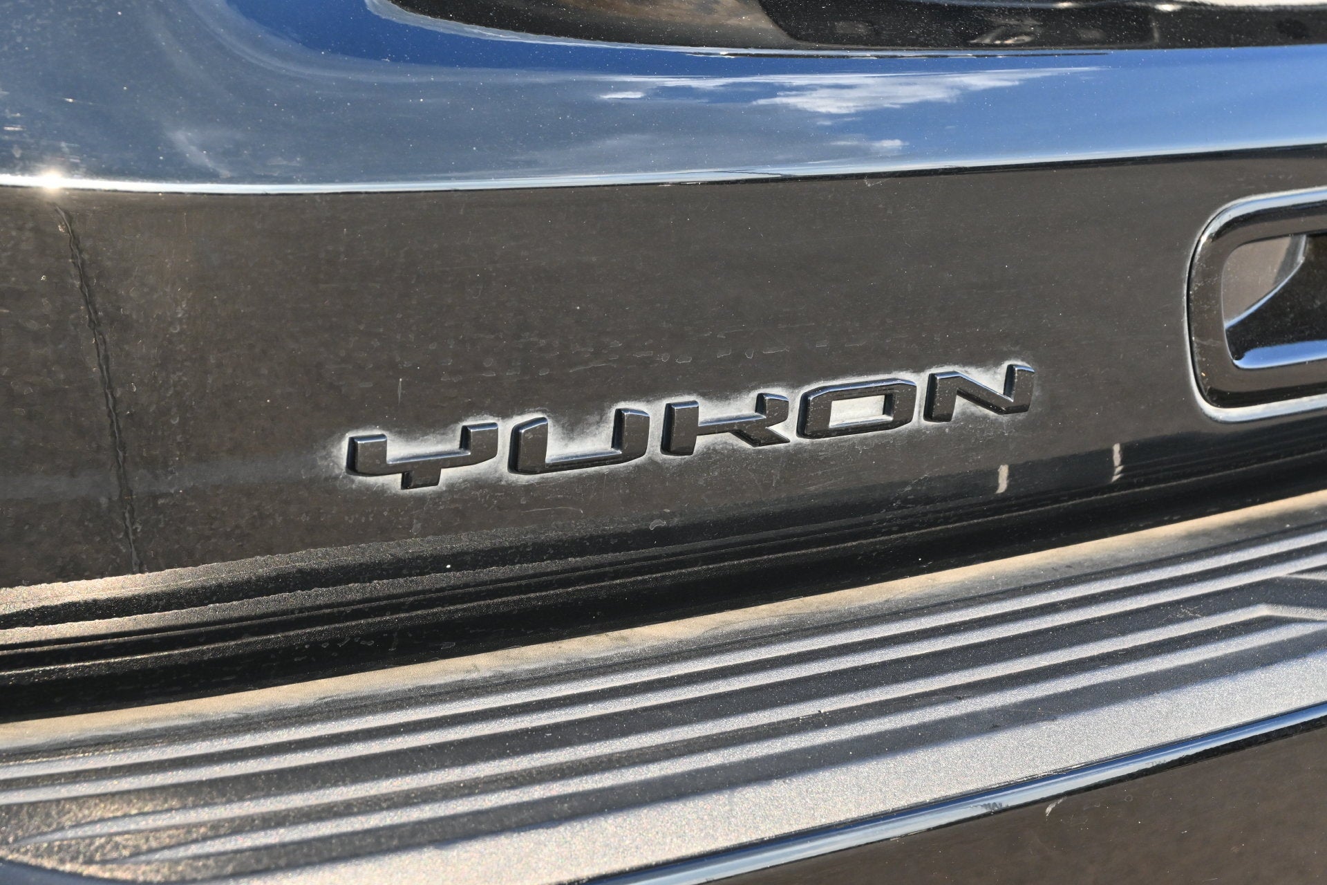 2024 GMC Yukon SLT