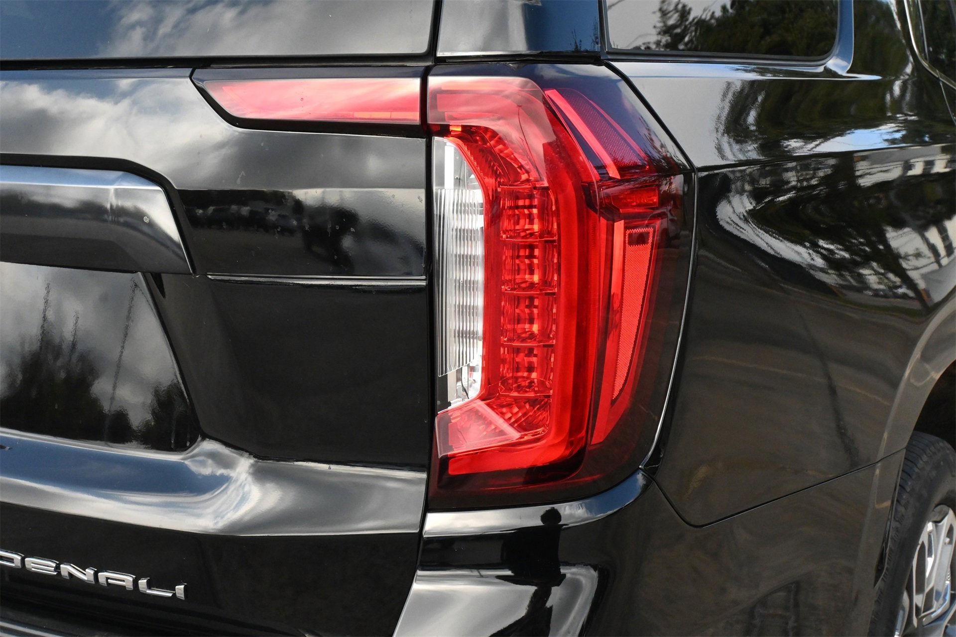 2024 GMC Yukon Denali Ultimate