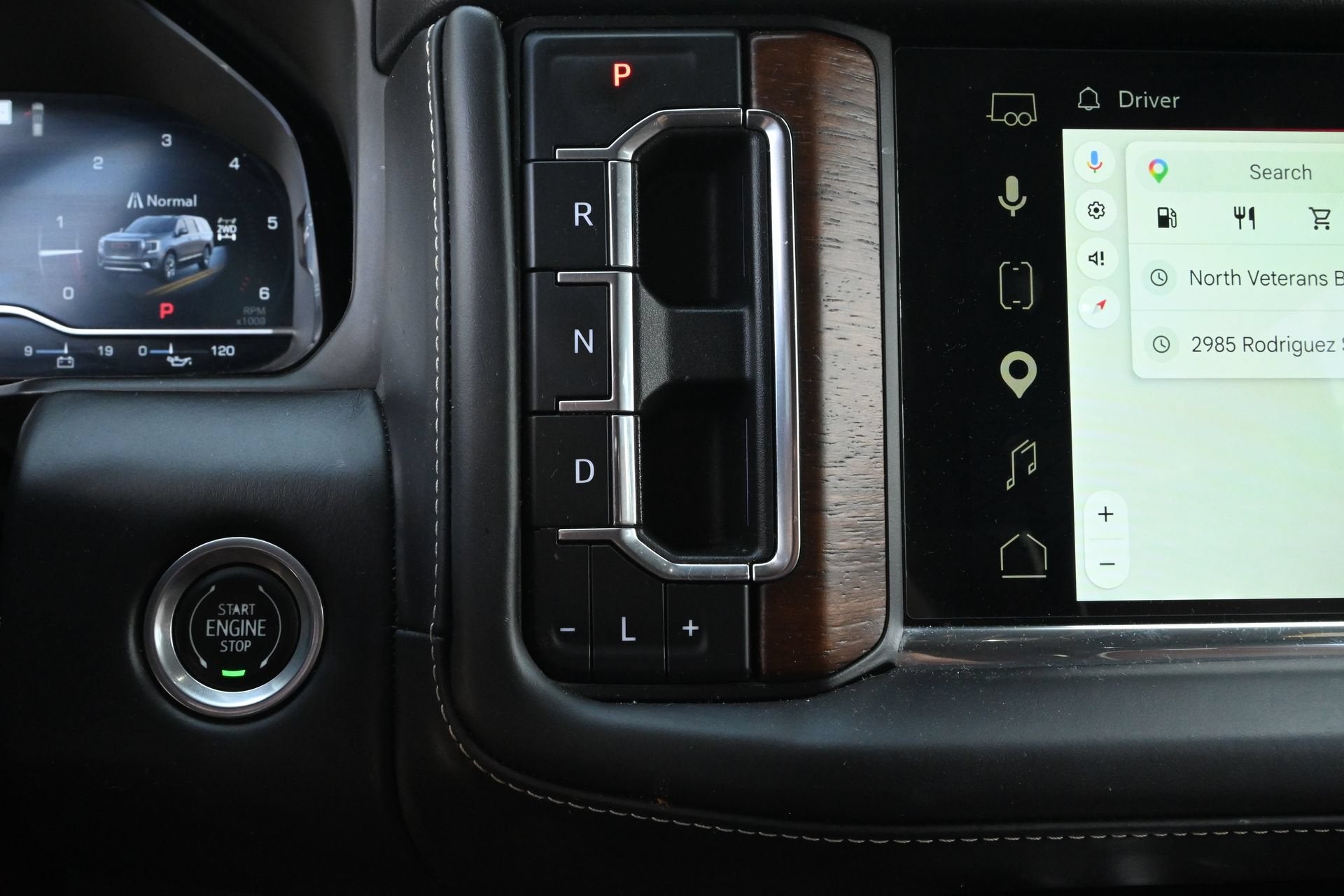 2023 GMC Yukon Denali Ultimate