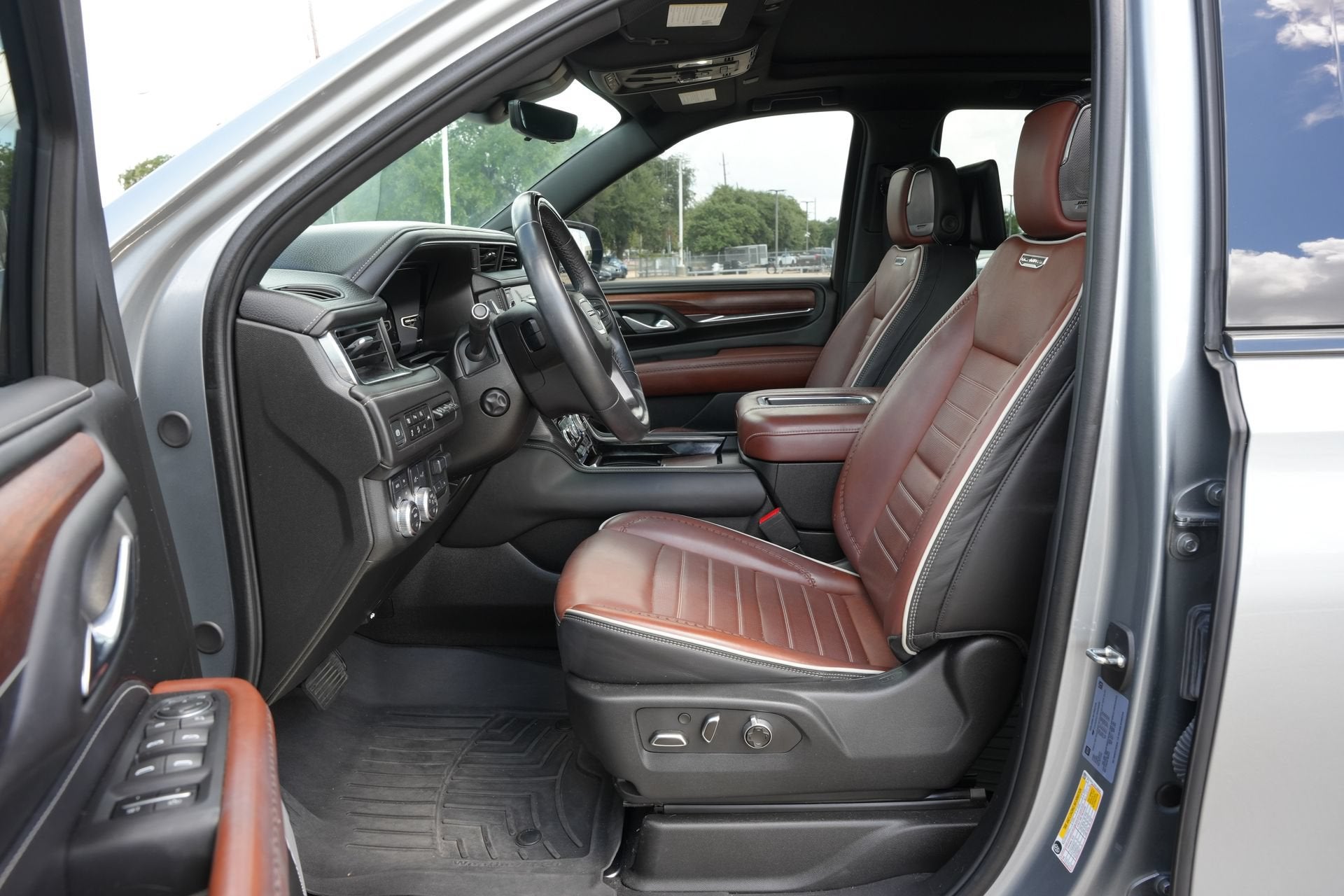 2024 GMC Yukon Denali Ultimate