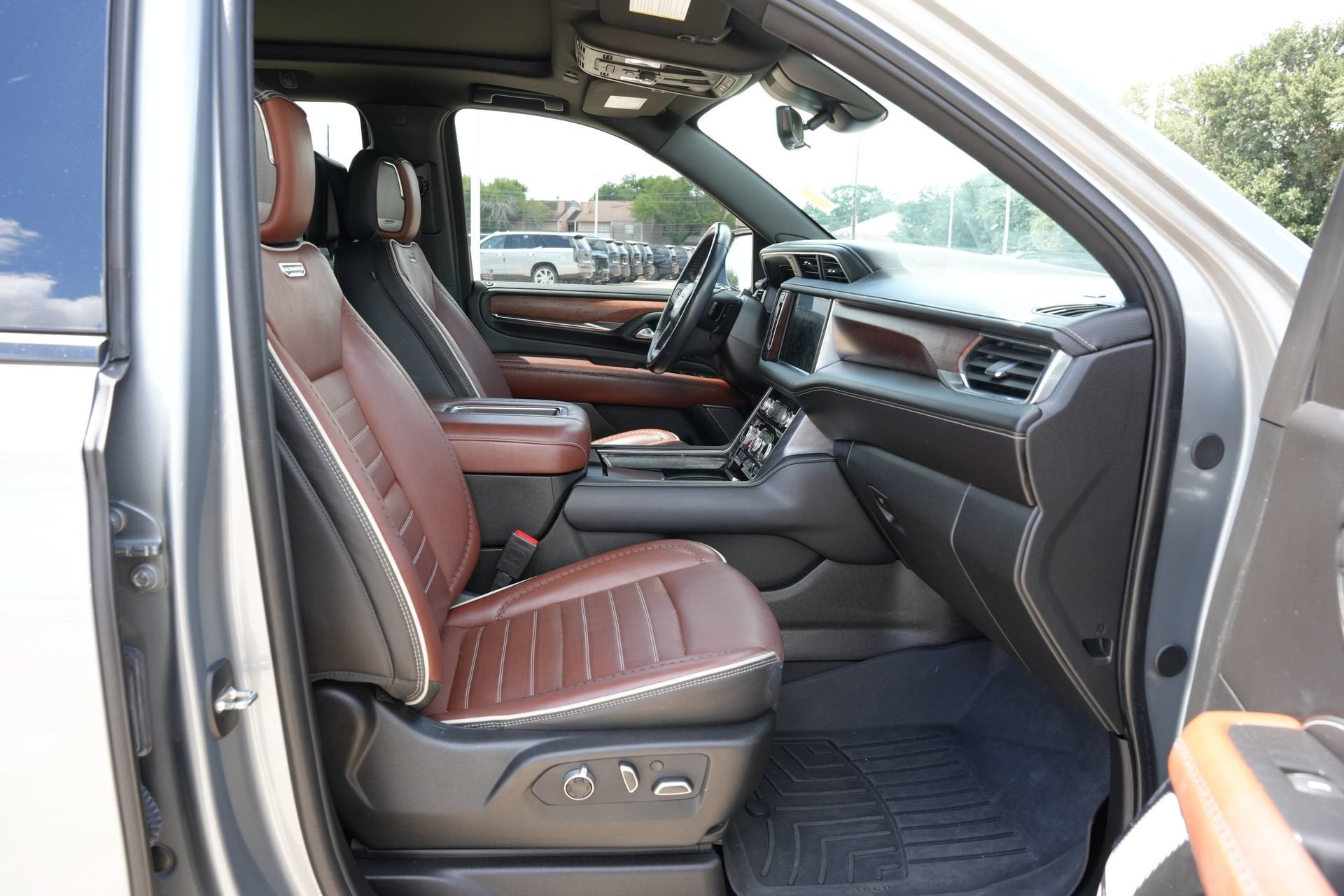 2024 GMC Yukon Denali Ultimate