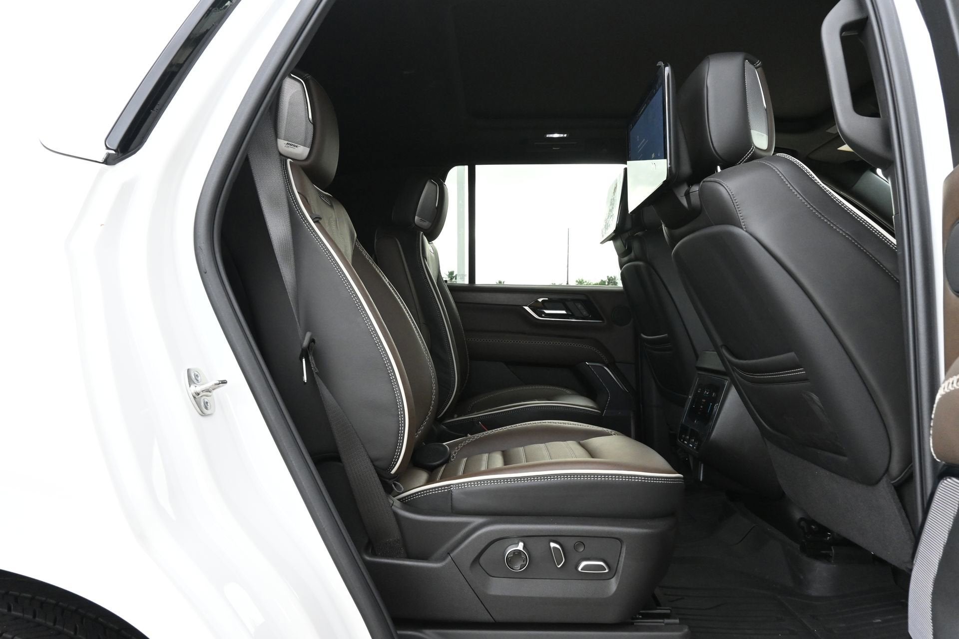 2025 GMC Yukon Denali Ultimate