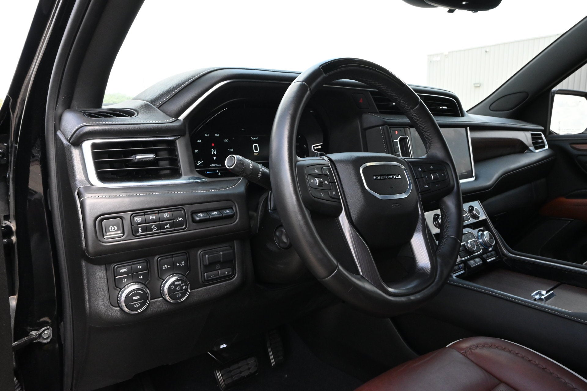 2024 GMC Yukon XL Denali Ultimate