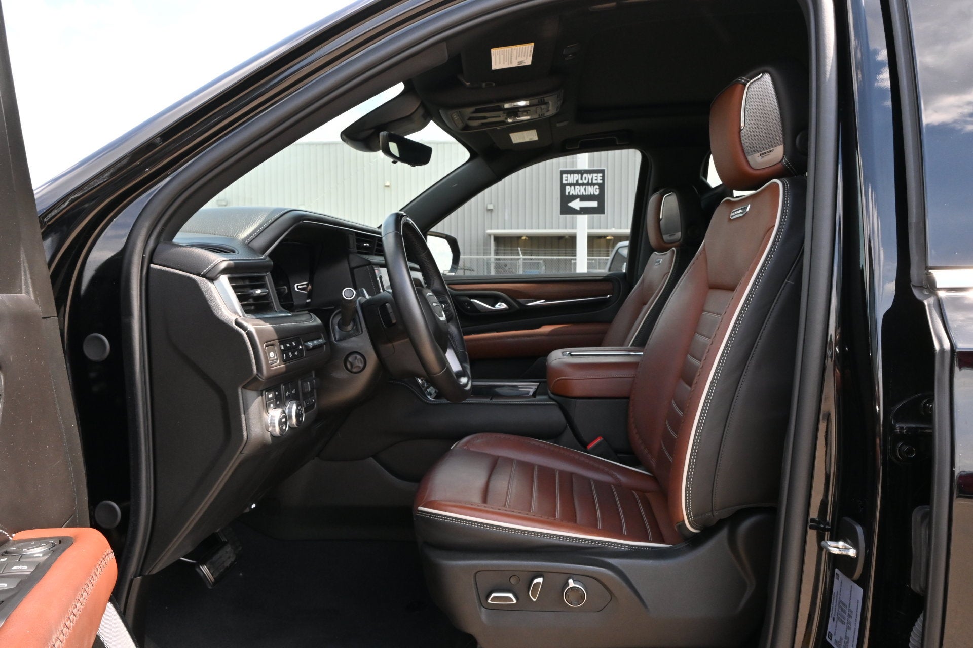 2024 GMC Yukon XL Denali Ultimate