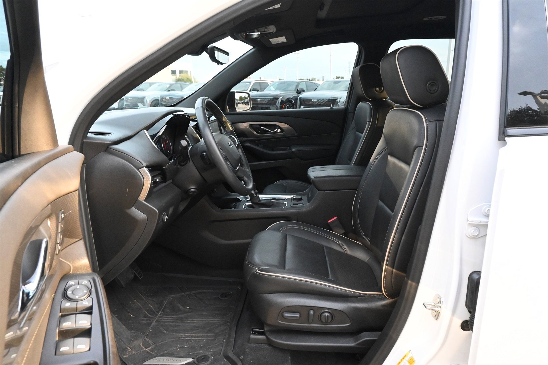 2022 Chevrolet Traverse Premier