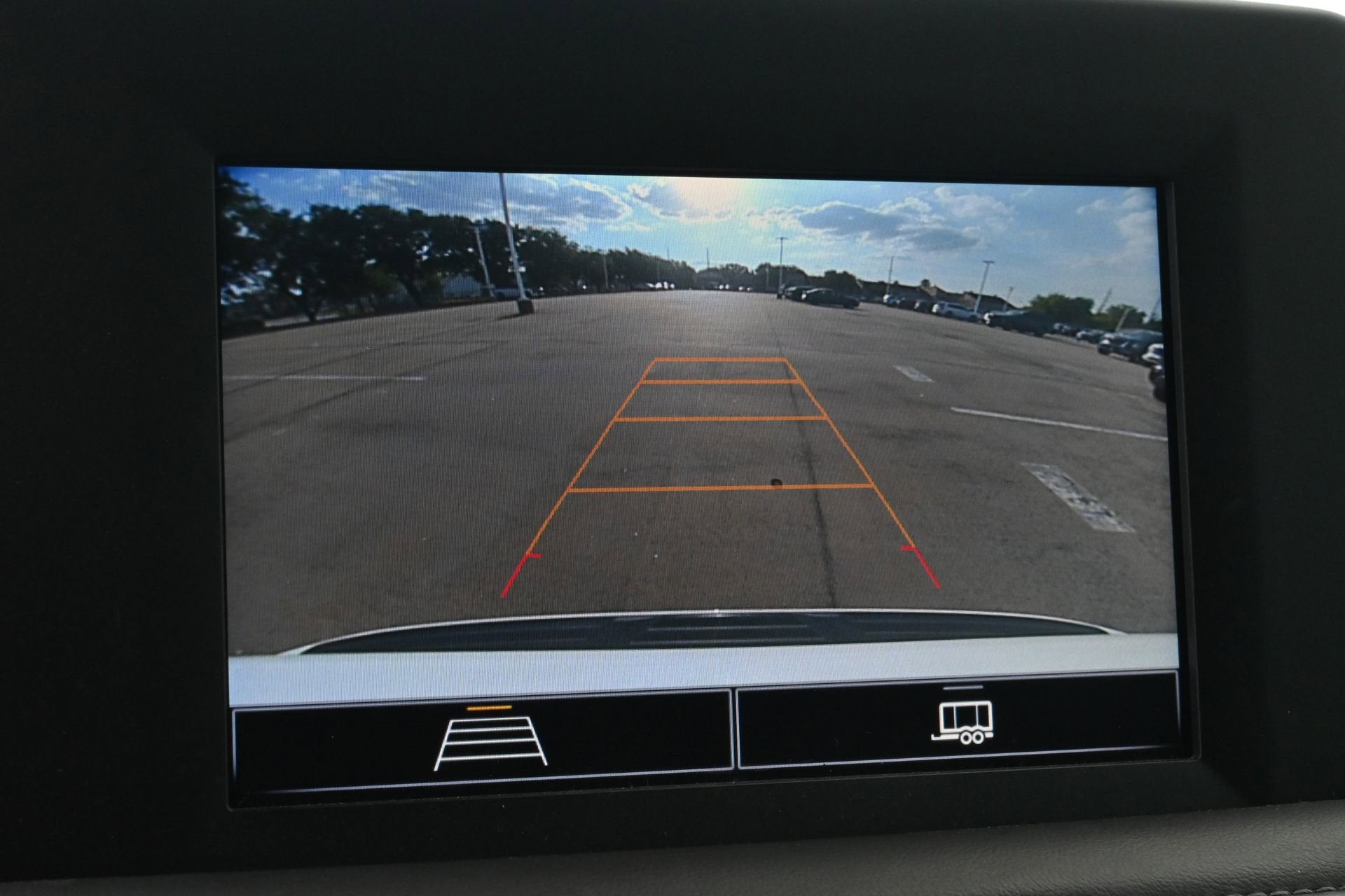 2023 Chevrolet Suburban LS