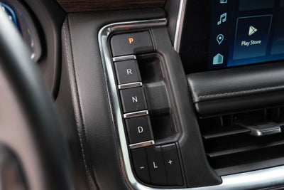 2023 Chevrolet Suburban LT