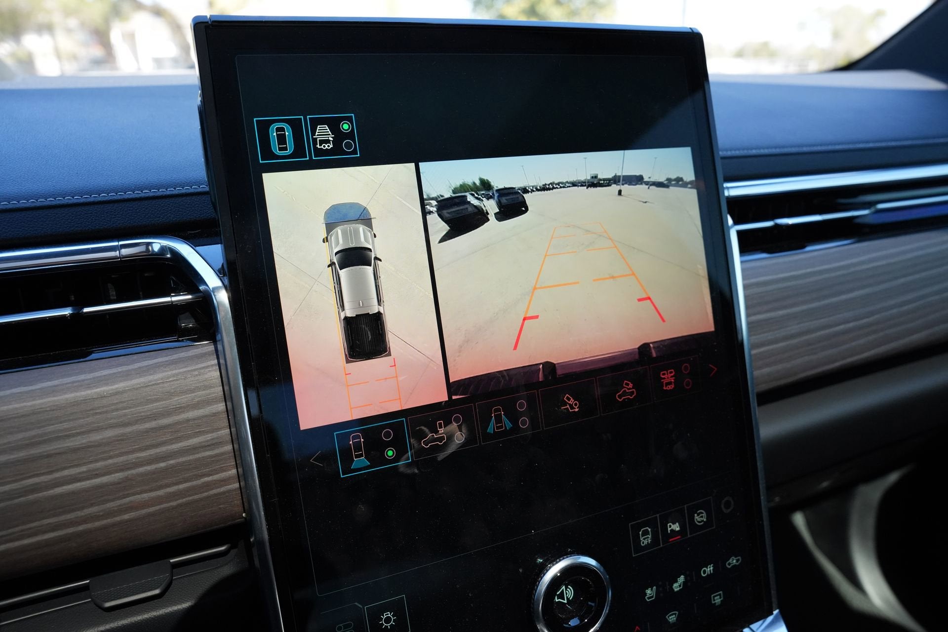 2024 GMC Sierra EV Denali Edition 1