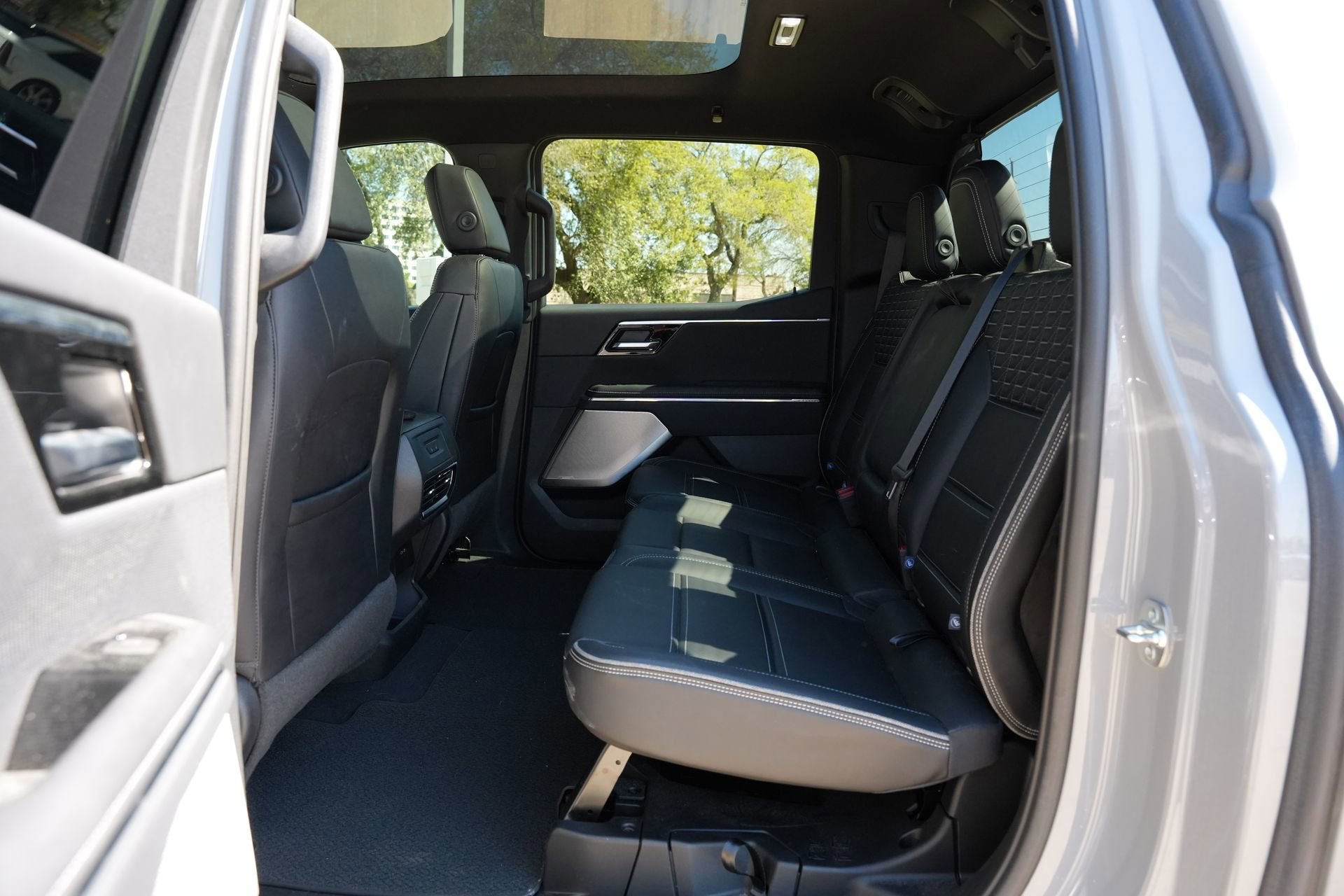 2024 GMC Sierra EV Denali Edition 1