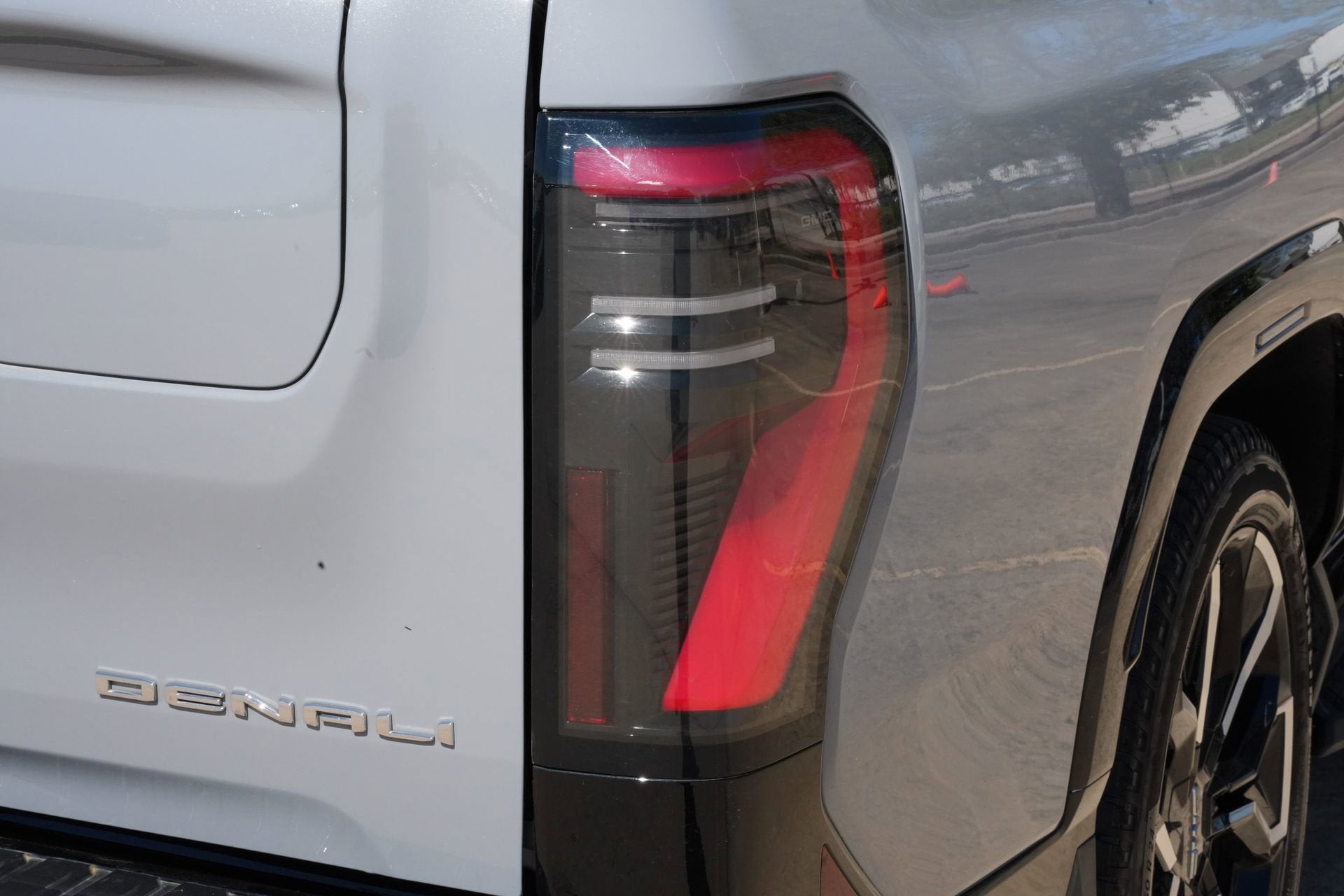 2024 GMC Sierra EV Denali Edition 1