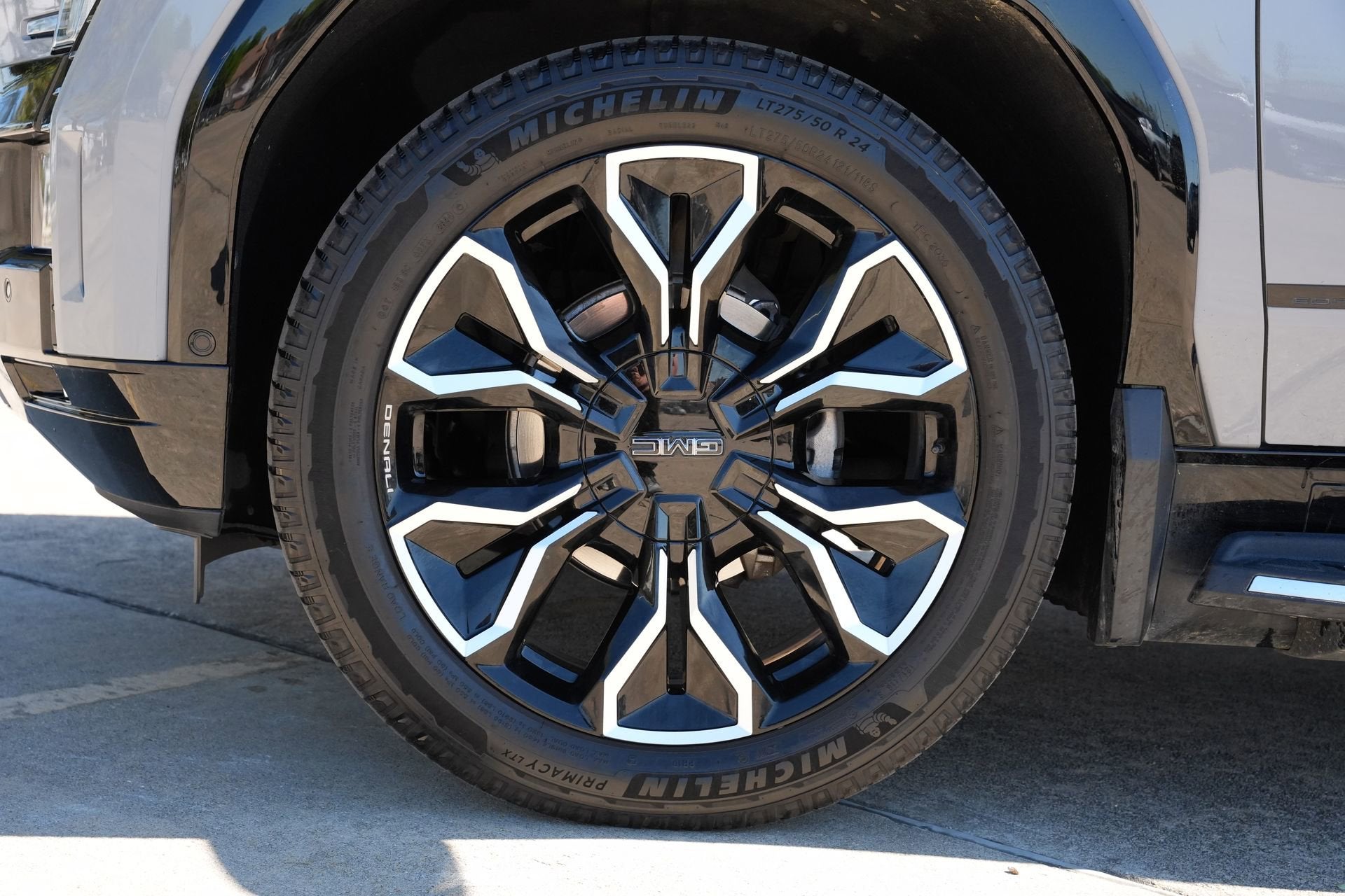 2024 GMC Sierra EV Denali Edition 1