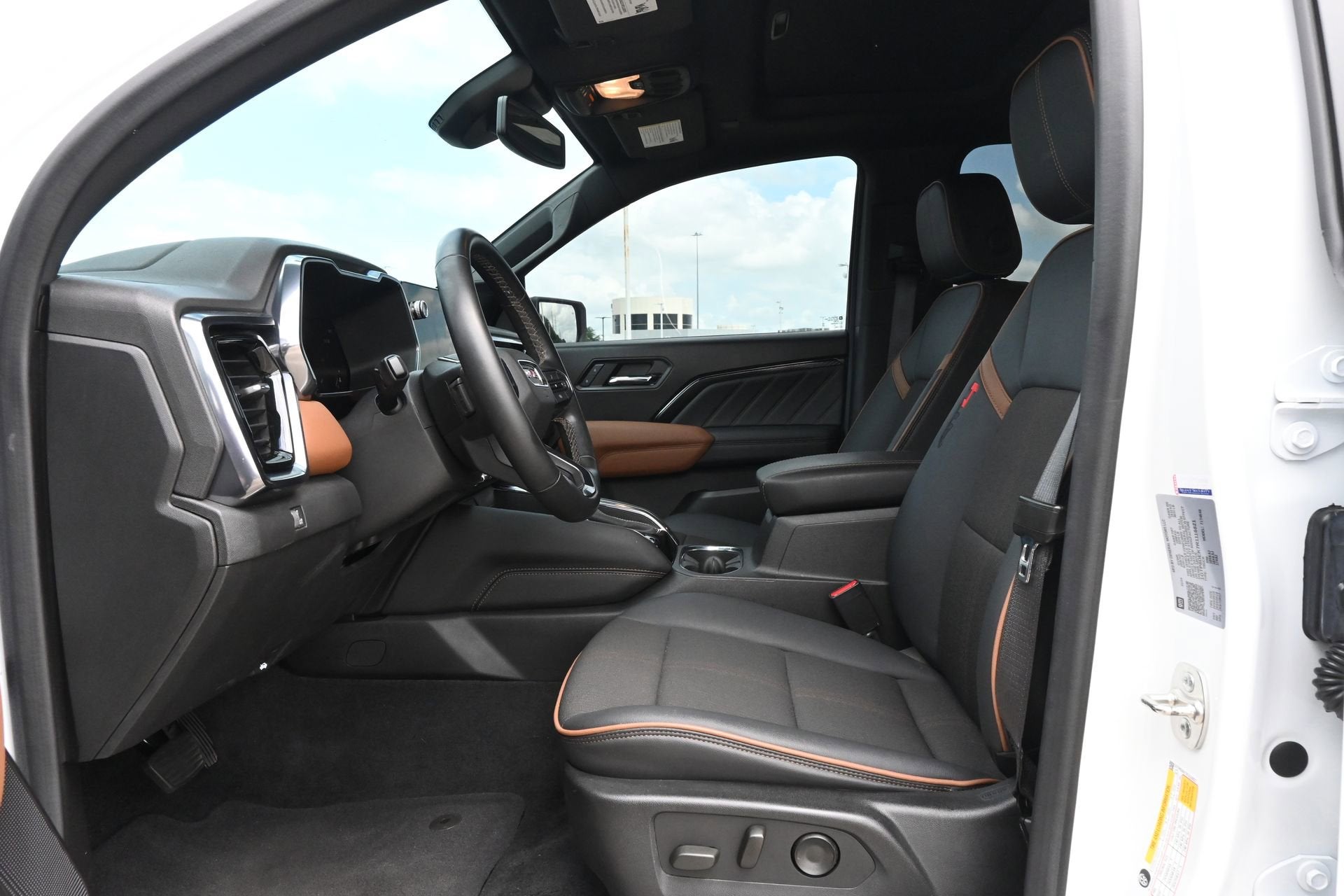 2024 GMC Canyon AT4