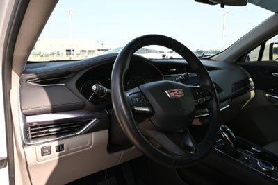 2023 Cadillac XT4 FWD Luxury