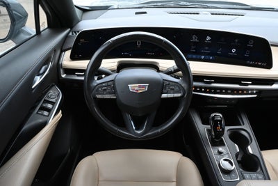2024 Cadillac XT4 Luxury