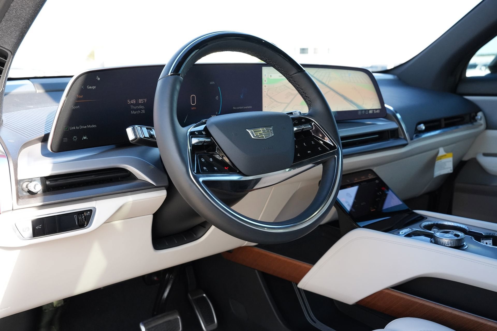 2026 Cadillac VISTIQ Luxury