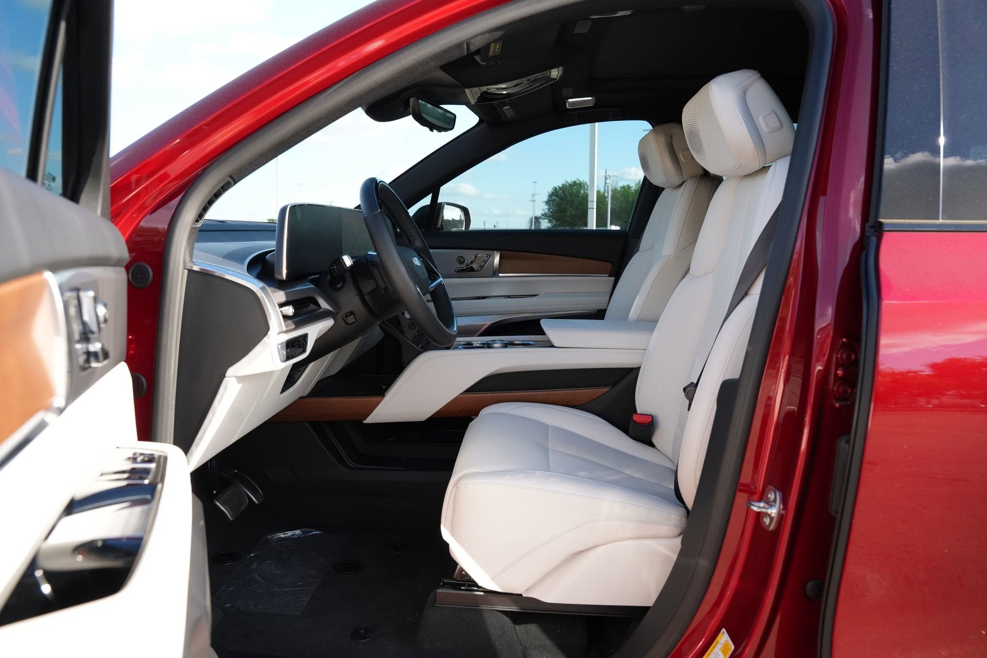 2026 Cadillac VISTIQ Luxury