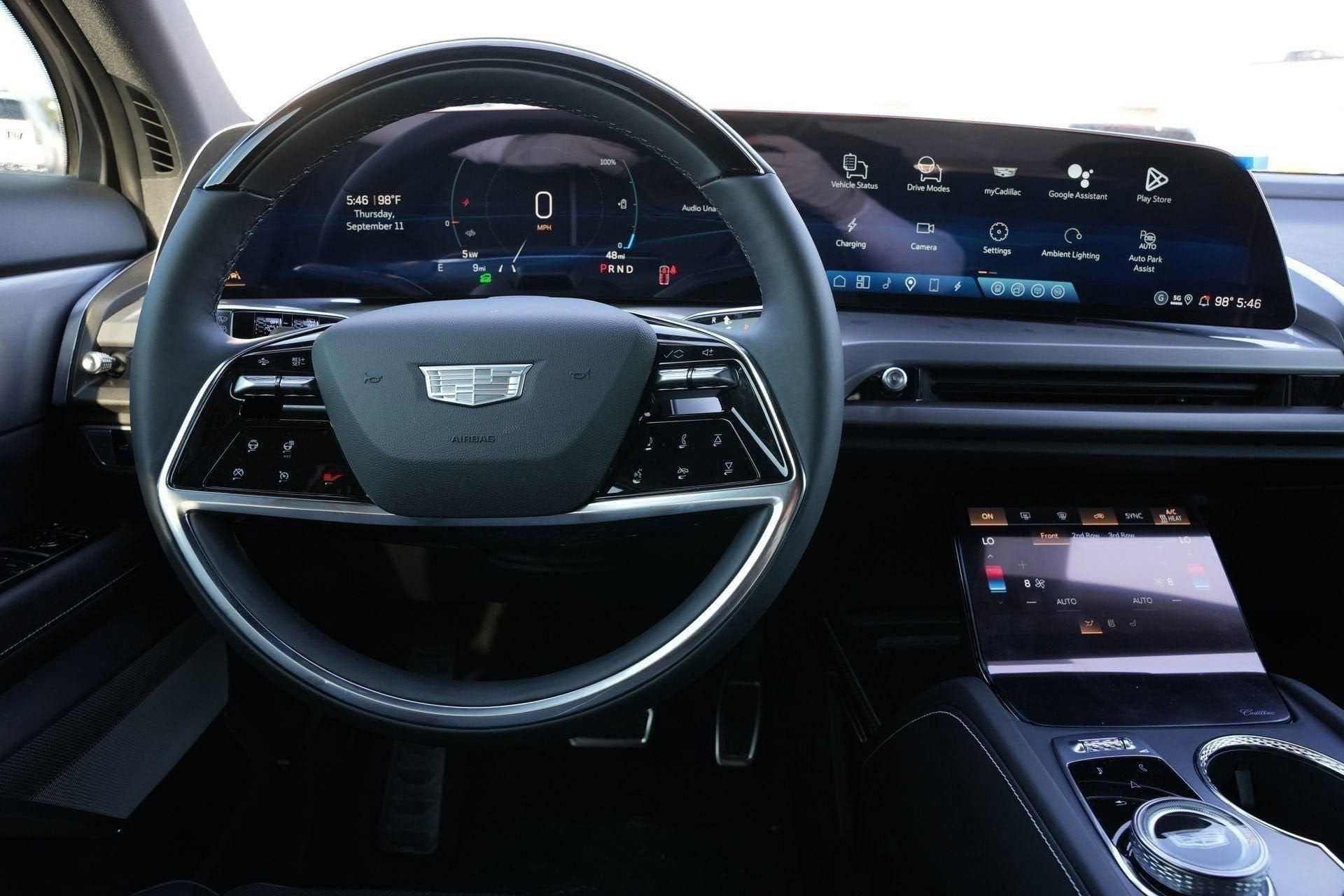 2026 Cadillac VISTIQ Sport