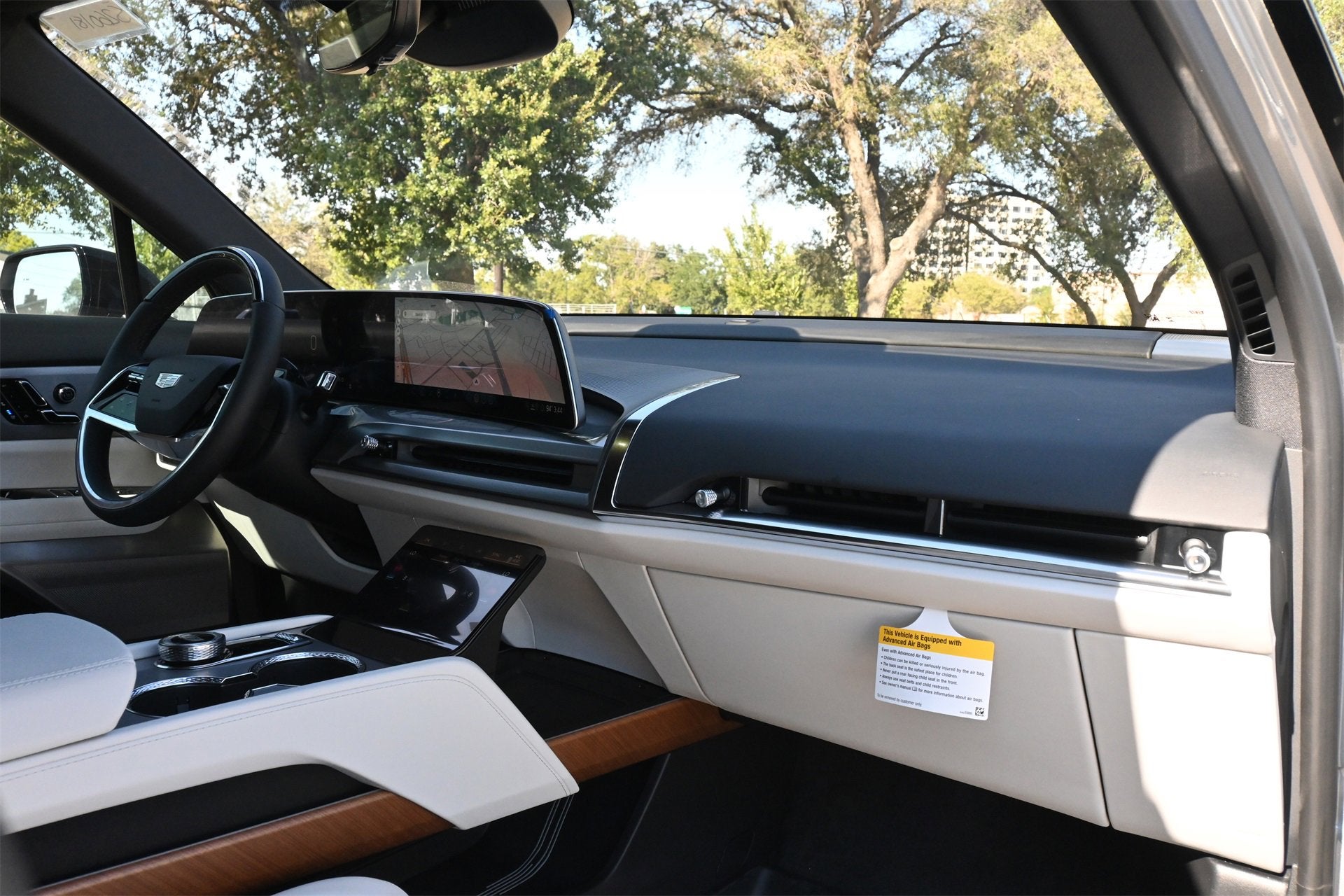 2026 Cadillac VISTIQ Sport