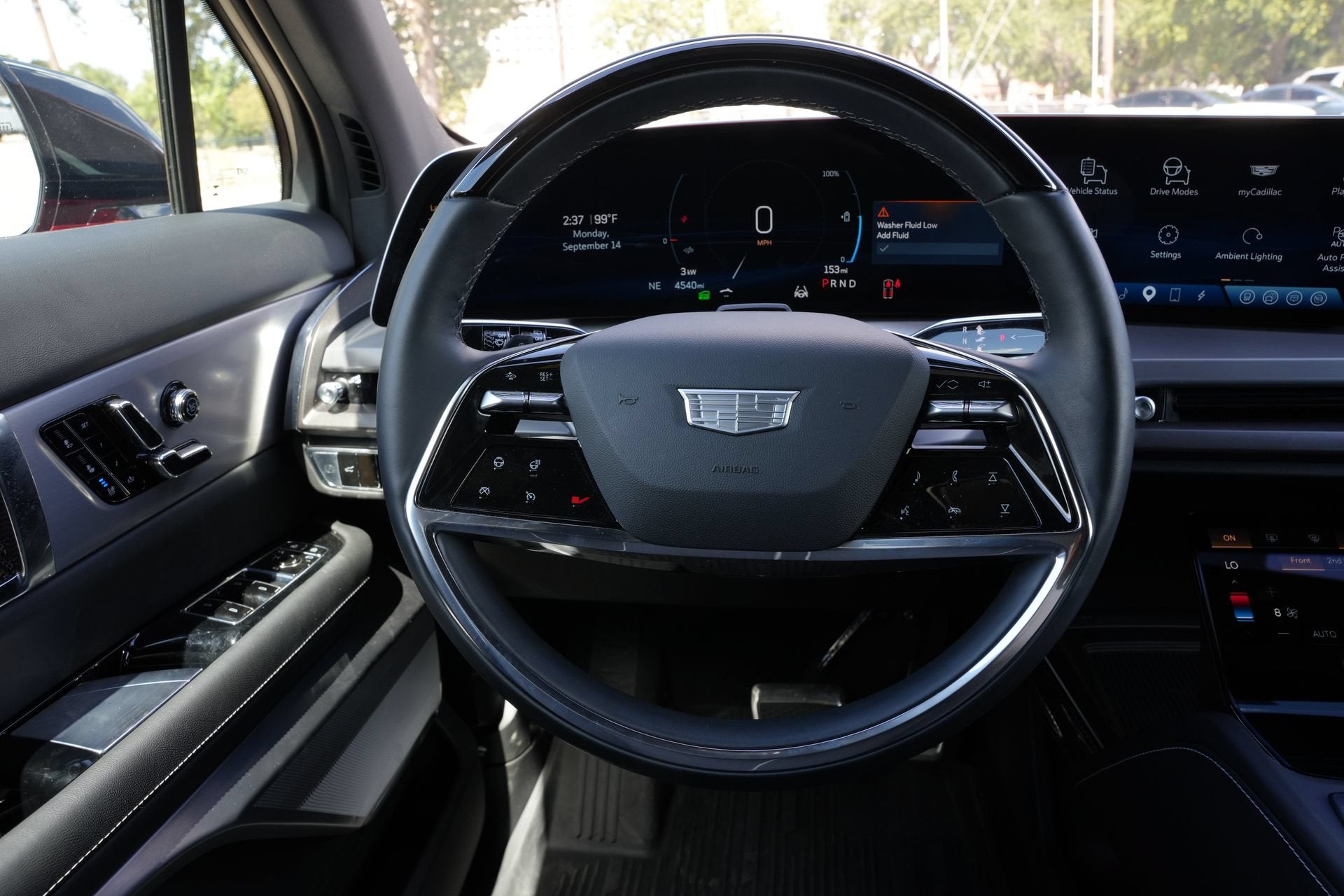 2026 Cadillac VISTIQ Sport