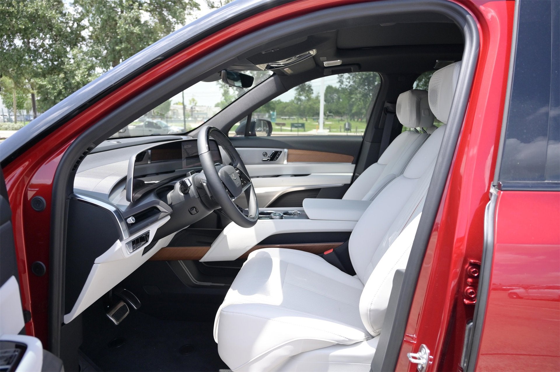 2026 Cadillac VISTIQ Sport