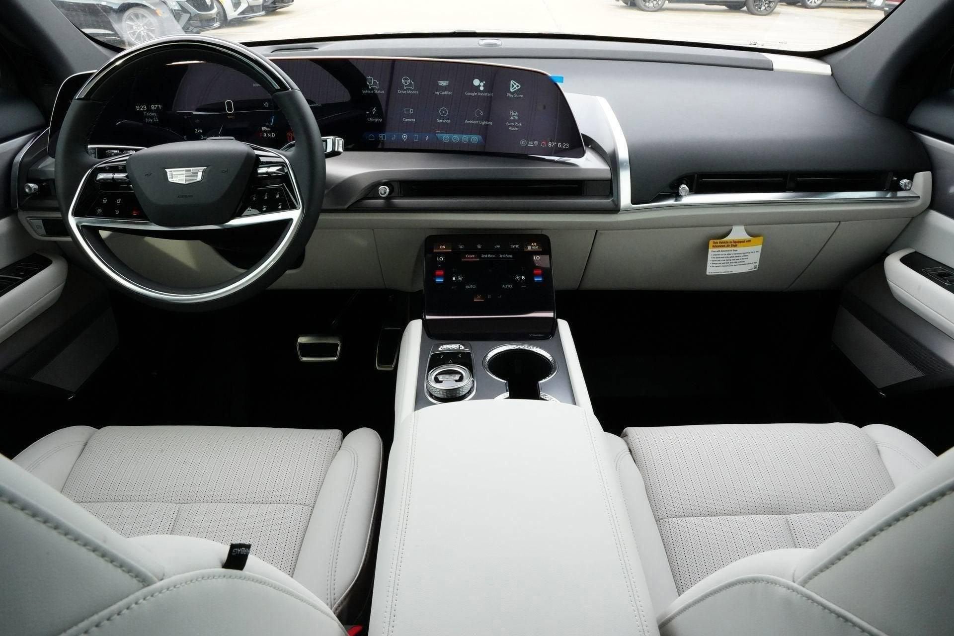 2026 Cadillac VISTIQ Sport