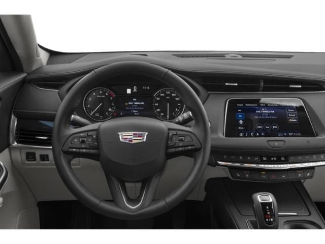 2022 Cadillac XT4 Premium Luxury