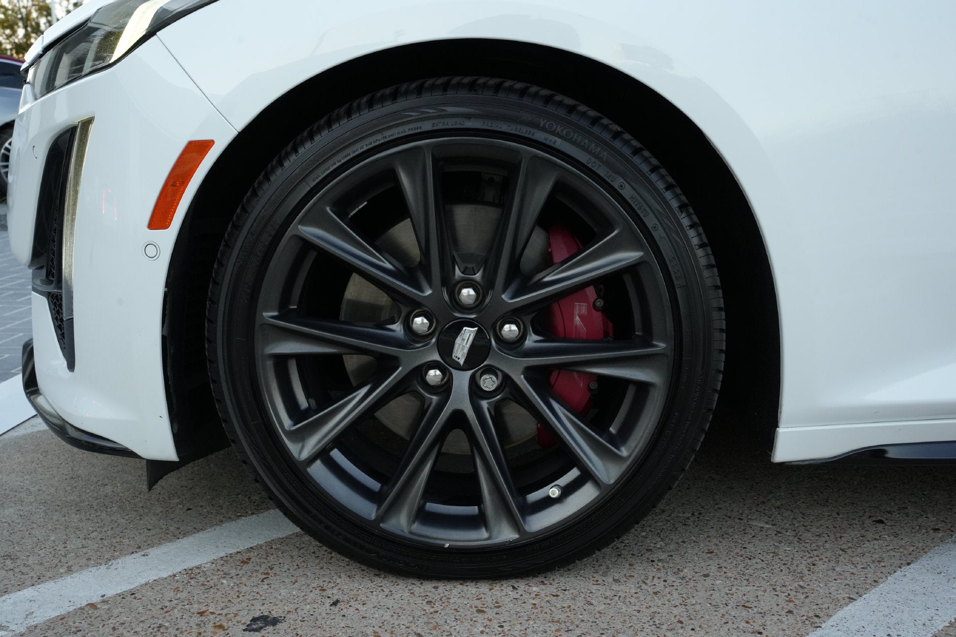 2025 Cadillac XT4 Sport
