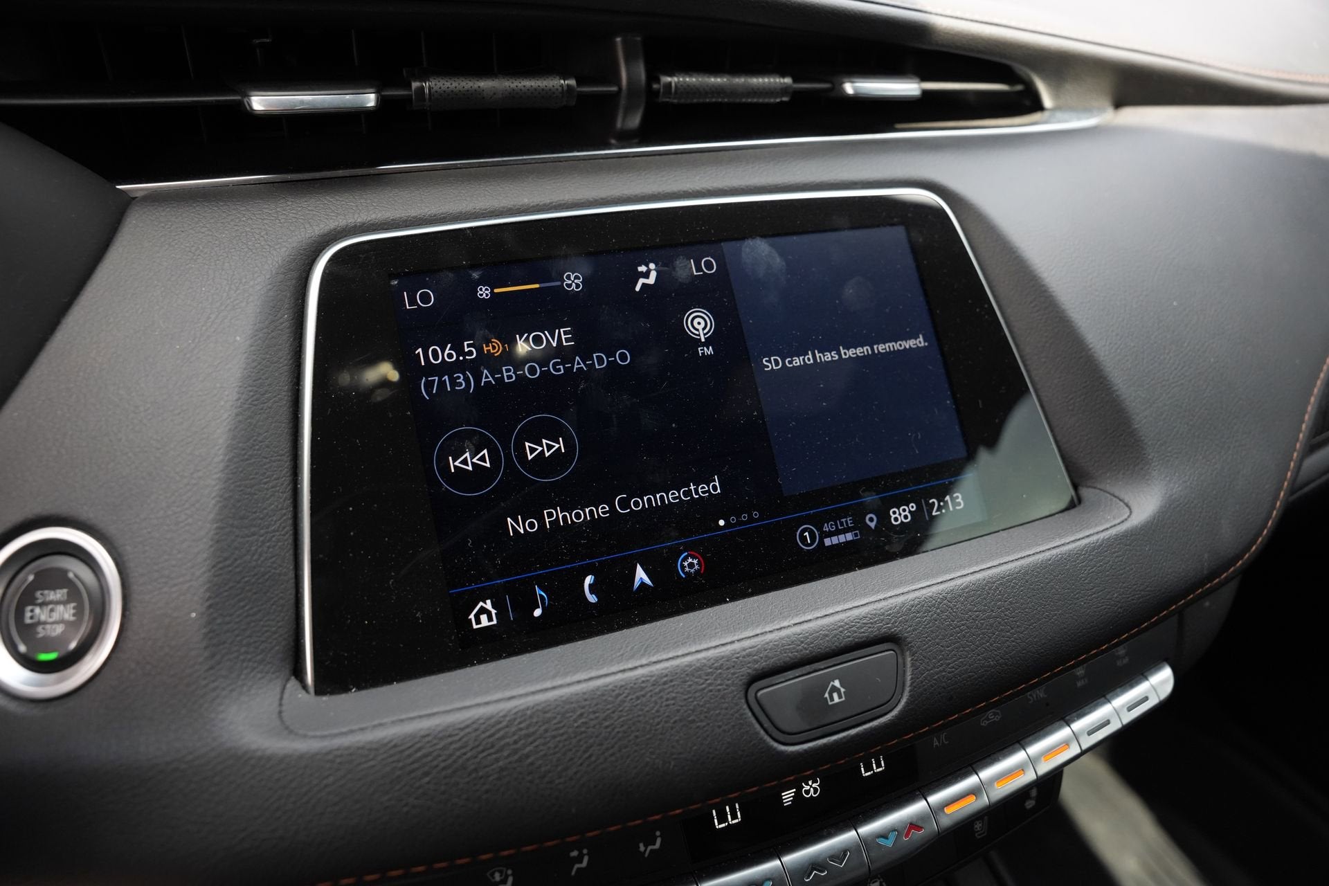 2022 Cadillac XT4 Sport