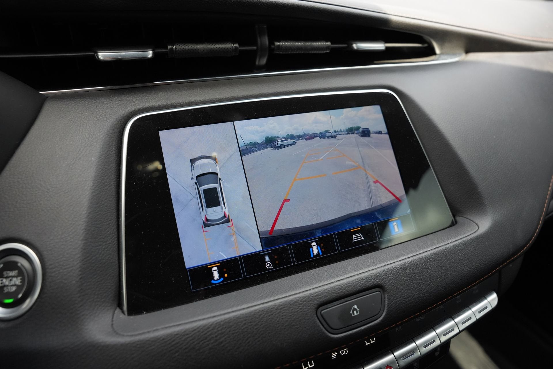 2022 Cadillac XT4 Sport