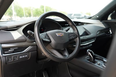 2022 Cadillac XT4 Sport